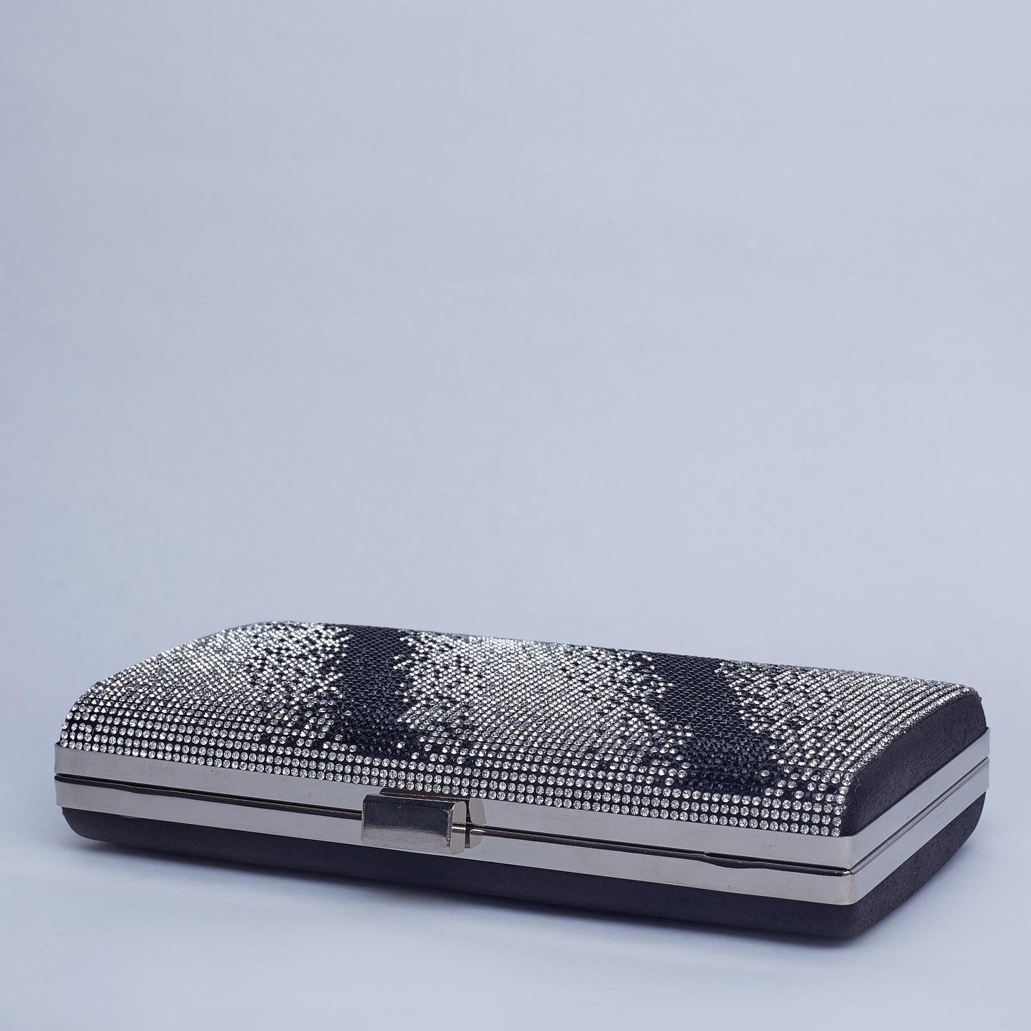 Midnight Glamour: Silver and Black Sequin Clutch Bag